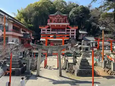 草戸稲荷神社の{uncategorized: "未分類", other: "その他", undefined: "問題あり", building: "その他建物", grave: "お墓", sacred_gate: "鳥居", guardian: "狛犬", statue: "像", buddha: "仏像", history: "歴史", nature: "自然", garden: "庭園", animal: "動物", pagoda: "塔", temizu: "手水舎", mountain_gate: "山門・神門", sanctuary: "本殿・本堂", subordinate: "末社・摂社", art: "芸術", scenery: "景色", jizo: "地蔵", ema: "絵馬", goshuin: "御朱印", omikuji: "おみくじ", items: "授与品その他", amulet: "お守り", goshuincho: "御朱印帳", eats: "食事", festival: "お祭り", votive_dance: "神楽", shichigosan: "七五三参", wedding: "結婚式", experience: "体験その他", initially: "初詣", around: "周辺", anti_infection: "感染症対策"}