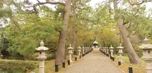 鶴嶺八幡宮の庭園