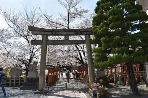 六孫王神社の鳥居