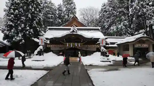 白山比咩神社の本殿