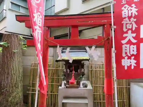 高円寺氷川神社の末社