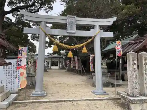 都波岐奈加等神社の鳥居