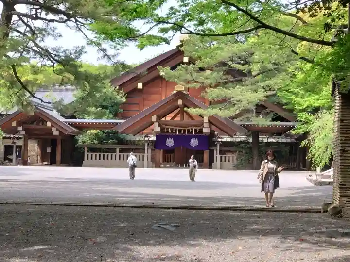 熱田神宮の{uncategorized: "未分類", other: "その他", undefined: "問題あり", building: "その他建物", grave: "お墓", sacred_gate: "鳥居", guardian: "狛犬", statue: "像", buddha: "仏像", history: "歴史", nature: "自然", garden: "庭園", animal: "動物", pagoda: "塔", temizu: "手水舎", mountain_gate: "山門・神門", sanctuary: "本殿・本堂", subordinate: "末社・摂社", art: "芸術", scenery: "景色", jizo: "地蔵", ema: "絵馬", goshuin: "御朱印", omikuji: "おみくじ", items: "授与品その他", amulet: "お守り", goshuincho: "御朱印帳", eats: "食事", festival: "お祭り", votive_dance: "神楽", shichigosan: "七五三参", wedding: "結婚式", experience: "体験その他", initially: "初詣", around: "周辺", anti_infection: "感染症対策"}