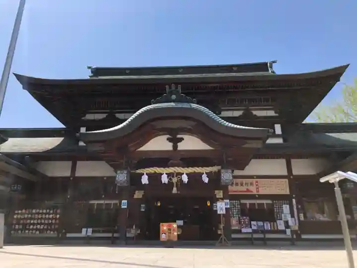 伊豫豆比古命神社の本殿・本堂