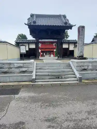 長泉寺の山門