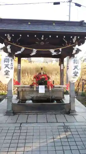 寛永寺不忍池弁天堂の手水舎