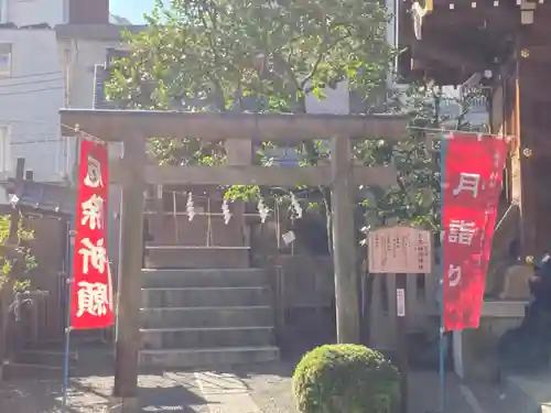 大鳥神社の鳥居