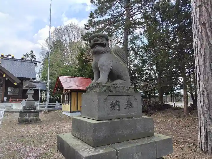 上富良野神社の狛犬