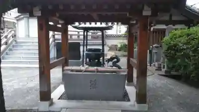 真浄寺の手水舎