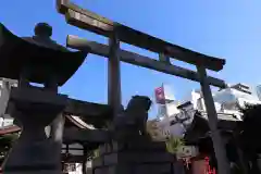 三輪神社の鳥居