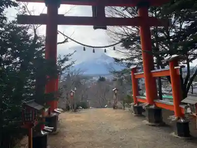 新倉富士浅間神社の鳥居