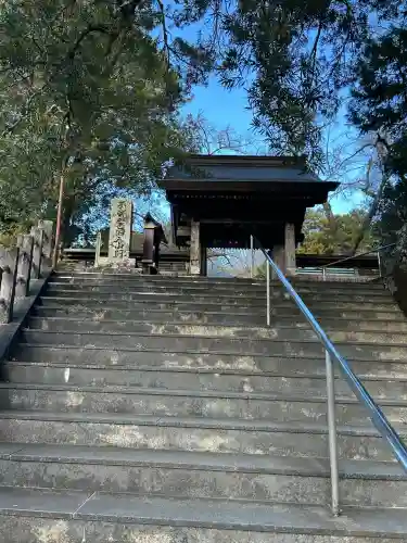 明徳寺の{uncategorized: "未分類", other: "その他", undefined: "問題あり", building: "その他建物", grave: "お墓", sacred_gate: "鳥居", guardian: "狛犬", statue: "像", buddha: "仏像", history: "歴史", nature: "自然", garden: "庭園", animal: "動物", pagoda: "塔", temizu: "手水舎", mountain_gate: "山門・神門", sanctuary: "本殿・本堂", subordinate: "末社・摂社", art: "芸術", scenery: "景色", jizo: "地蔵", ema: "絵馬", goshuin: "御朱印", omikuji: "おみくじ", items: "授与品その他", amulet: "お守り", goshuincho: "御朱印帳", eats: "食事", festival: "お祭り", votive_dance: "神楽", shichigosan: "七五三参", wedding: "結婚式", experience: "体験その他", initially: "初詣", around: "周辺", anti_infection: "感染症対策"}