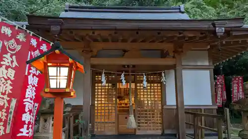 佐助稲荷神社の本殿