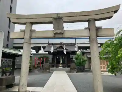 貴舩神社（貴菅神社）の{uncategorized: "未分類", other: "その他", undefined: "問題あり", building: "その他建物", grave: "お墓", sacred_gate: "鳥居", guardian: "狛犬", statue: "像", buddha: "仏像", history: "歴史", nature: "自然", garden: "庭園", animal: "動物", pagoda: "塔", temizu: "手水舎", mountain_gate: "山門・神門", sanctuary: "本殿・本堂", subordinate: "末社・摂社", art: "芸術", scenery: "景色", jizo: "地蔵", ema: "絵馬", goshuin: "御朱印", omikuji: "おみくじ", items: "授与品その他", amulet: "お守り", goshuincho: "御朱印帳", eats: "食事", festival: "お祭り", votive_dance: "神楽", shichigosan: "七五三参", wedding: "結婚式", experience: "体験その他", initially: "初詣", around: "周辺", anti_infection: "感染症対策"}