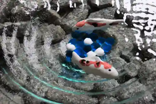 滑川神社 - 仕事と子どもの守り神の手水舎