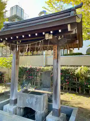 白山神社の手水舎