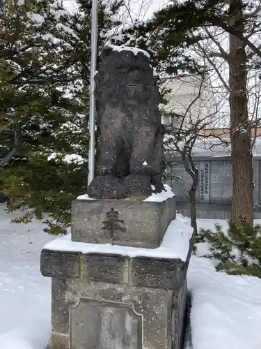 篠路神社の狛犬