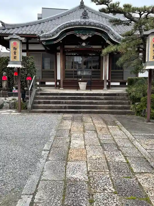 文殊寺の本殿・本堂