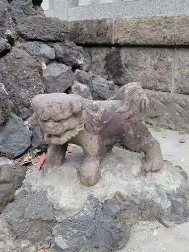 胡録神社の狛犬