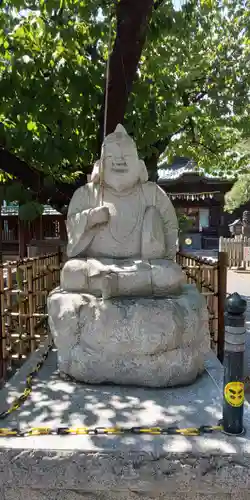 荏原神社の像