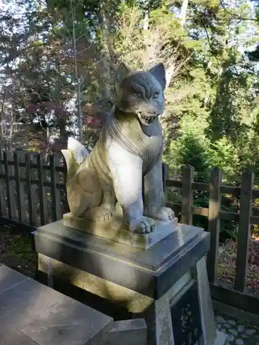 武蔵御嶽神社の狛犬