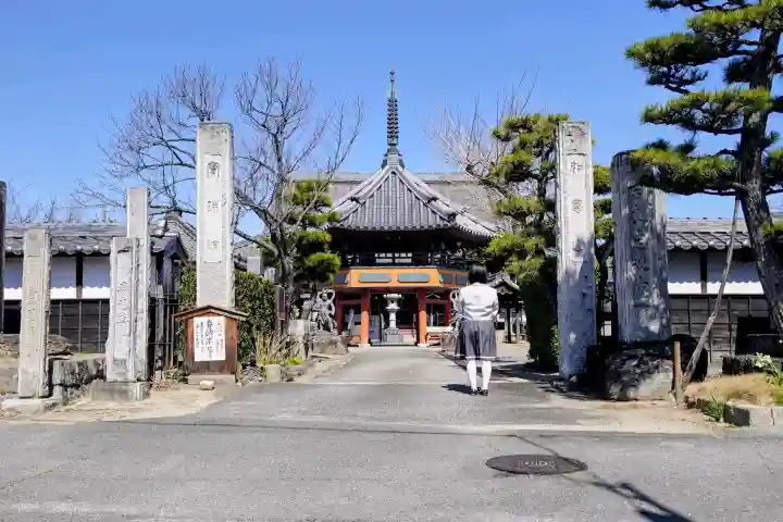 宝珠院の{uncategorized: "未分類", other: "その他", undefined: "問題あり", building: "その他建物", grave: "お墓", sacred_gate: "鳥居", guardian: "狛犬", statue: "像", buddha: "仏像", history: "歴史", nature: "自然", garden: "庭園", animal: "動物", pagoda: "塔", temizu: "手水舎", mountain_gate: "山門・神門", sanctuary: "本殿・本堂", subordinate: "末社・摂社", art: "芸術", scenery: "景色", jizo: "地蔵", ema: "絵馬", goshuin: "御朱印", omikuji: "おみくじ", items: "授与品その他", amulet: "お守り", goshuincho: "御朱印帳", eats: "食事", festival: "お祭り", votive_dance: "神楽", shichigosan: "七五三参", wedding: "結婚式", experience: "体験その他", initially: "初詣", around: "周辺", anti_infection: "感染症対策"}