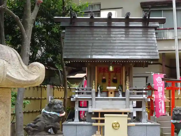 高円寺氷川神社の末社・摂社