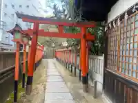 赤土稲荷大明神の{uncategorized: "未分類", other: "その他", undefined: "問題あり", building: "その他建物", grave: "お墓", sacred_gate: "鳥居", guardian: "狛犬", statue: "像", buddha: "仏像", history: "歴史", nature: "自然", garden: "庭園", animal: "動物", pagoda: "塔", temizu: "手水舎", mountain_gate: "山門・神門", sanctuary: "本殿・本堂", subordinate: "末社・摂社", art: "芸術", scenery: "景色", jizo: "地蔵", ema: "絵馬", goshuin: "御朱印", omikuji: "おみくじ", items: "授与品その他", amulet: "お守り", goshuincho: "御朱印帳", eats: "食事", festival: "お祭り", votive_dance: "神楽", shichigosan: "七五三参", wedding: "結婚式", experience: "体験その他", initially: "初詣", around: "周辺", anti_infection: "感染症対策"}