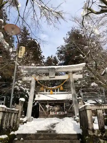 天鷹神社の鳥居