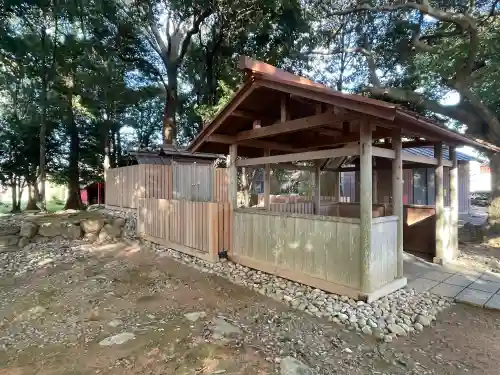 ニ木神社の{uncategorized: "未分類", other: "その他", undefined: "問題あり", building: "その他建物", grave: "お墓", sacred_gate: "鳥居", guardian: "狛犬", statue: "像", buddha: "仏像", history: "歴史", nature: "自然", garden: "庭園", animal: "動物", pagoda: "塔", temizu: "手水舎", mountain_gate: "山門・神門", sanctuary: "本殿・本堂", subordinate: "末社・摂社", art: "芸術", scenery: "景色", jizo: "地蔵", ema: "絵馬", goshuin: "御朱印", omikuji: "おみくじ", items: "授与品その他", amulet: "お守り", goshuincho: "御朱印帳", eats: "食事", festival: "お祭り", votive_dance: "神楽", shichigosan: "七五三参", wedding: "結婚式", experience: "体験その他", initially: "初詣", around: "周辺", anti_infection: "感染症対策"}
