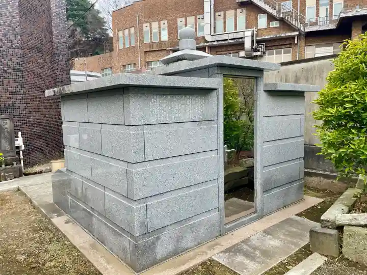 東淵寺の{uncategorized: "未分類", other: "その他", undefined: "問題あり", building: "その他建物", grave: "お墓", sacred_gate: "鳥居", guardian: "狛犬", statue: "像", buddha: "仏像", history: "歴史", nature: "自然", garden: "庭園", animal: "動物", pagoda: "塔", temizu: "手水舎", mountain_gate: "山門・神門", sanctuary: "本殿・本堂", subordinate: "末社・摂社", art: "芸術", scenery: "景色", jizo: "地蔵", ema: "絵馬", goshuin: "御朱印", omikuji: "おみくじ", items: "授与品その他", amulet: "お守り", goshuincho: "御朱印帳", eats: "食事", festival: "お祭り", votive_dance: "神楽", shichigosan: "七五三参", wedding: "結婚式", experience: "体験その他", initially: "初詣", around: "周辺", anti_infection: "感染症対策"}
