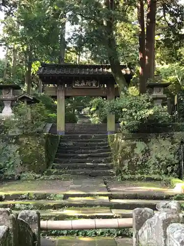 東慶寺の山門