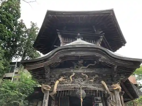 円通三匝堂（さざえ堂）の本殿・本堂