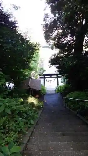 刀八神社の建物その他