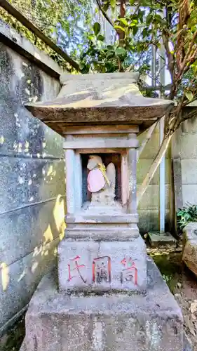 染井稲荷神社の狛犬