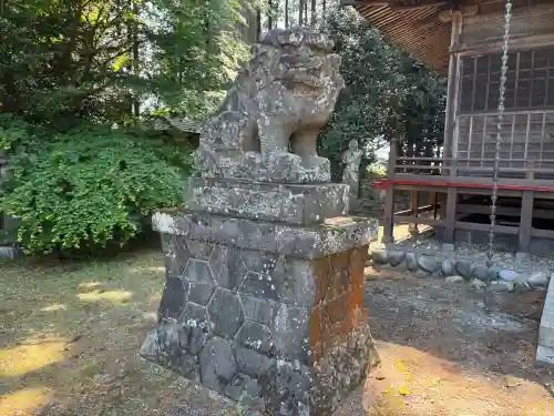 小林瀧尾神社の{uncategorized: "未分類", other: "その他", undefined: "問題あり", building: "その他建物", grave: "お墓", sacred_gate: "鳥居", guardian: "狛犬", statue: "像", buddha: "仏像", history: "歴史", nature: "自然", garden: "庭園", animal: "動物", pagoda: "塔", temizu: "手水舎", mountain_gate: "山門・神門", sanctuary: "本殿・本堂", subordinate: "末社・摂社", art: "芸術", scenery: "景色", jizo: "地蔵", ema: "絵馬", goshuin: "御朱印", omikuji: "おみくじ", items: "授与品その他", amulet: "お守り", goshuincho: "御朱印帳", eats: "食事", festival: "お祭り", votive_dance: "神楽", shichigosan: "七五三参", wedding: "結婚式", experience: "体験その他", initially: "初詣", around: "周辺", anti_infection: "感染症対策"}