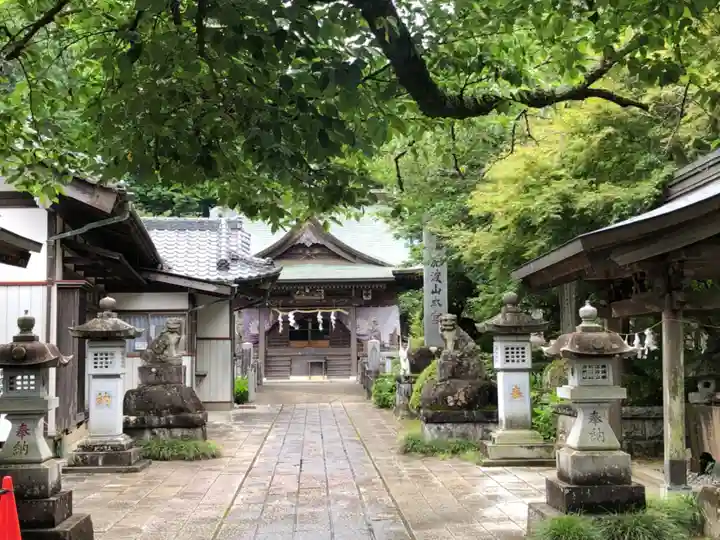加波山三枝祇神社本宮の本殿・本堂