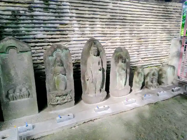 待乳山聖天(本龍院)の{uncategorized: "未分類", other: "その他", undefined: "問題あり", building: "その他建物", grave: "お墓", sacred_gate: "鳥居", guardian: "狛犬", statue: "像", buddha: "仏像", history: "歴史", nature: "自然", garden: "庭園", animal: "動物", pagoda: "塔", temizu: "手水舎", mountain_gate: "山門・神門", sanctuary: "本殿・本堂", subordinate: "末社・摂社", art: "芸術", scenery: "景色", jizo: "地蔵", ema: "絵馬", goshuin: "御朱印", omikuji: "おみくじ", items: "授与品その他", amulet: "お守り", goshuincho: "御朱印帳", eats: "食事", festival: "お祭り", votive_dance: "神楽", shichigosan: "七五三参", wedding: "結婚式", experience: "体験その他", initially: "初詣", around: "周辺", anti_infection: "感染症対策"}