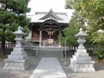 大棚・中川杉山神社の本殿・本堂
