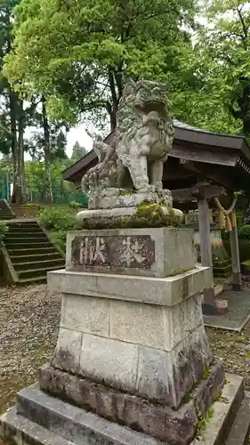 高雄神社の狛犬