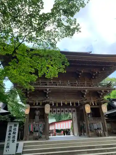 伊佐須美神社の山門