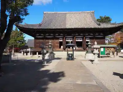 鶴林寺の本殿・本堂