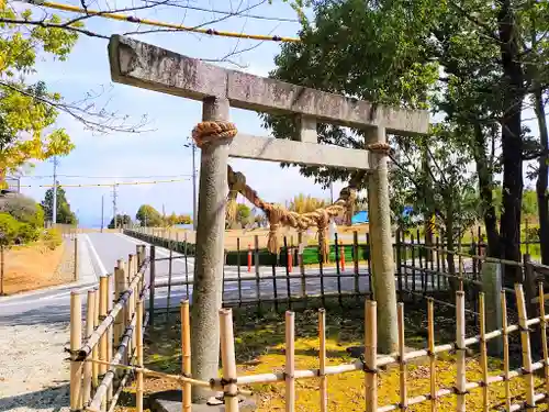 樹木神社の鳥居