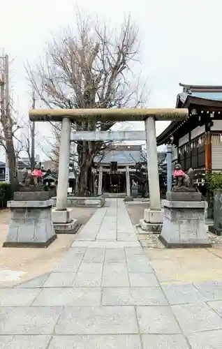 飛木稲荷神社の鳥居