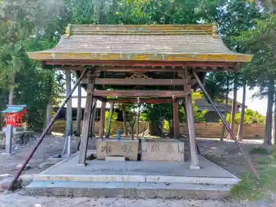 大毛神社(大毛五百入塚)の手水舎