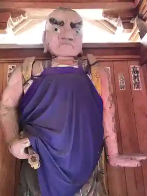 弘誓山 養泉寺の像