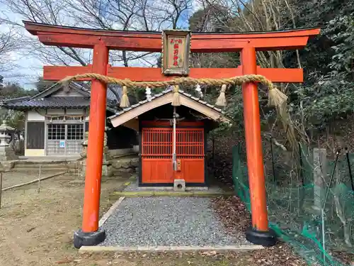 志布比神社の末社