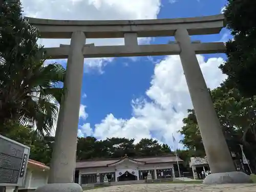沖縄県護国神社(沖縄県)