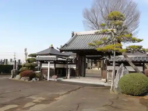 無量寺の山門