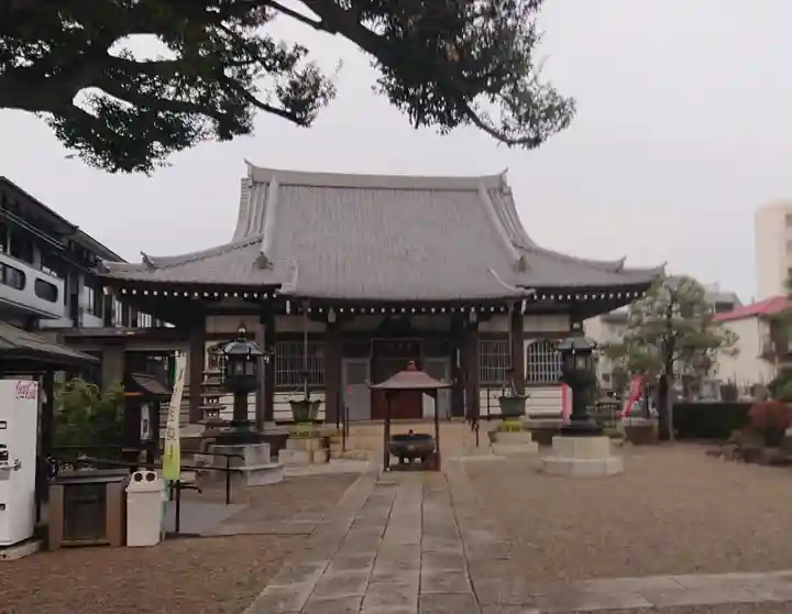 長全寺の本殿・本堂